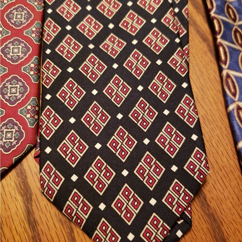 Joseph A. Bank, Daniel Fasson, Roundtree & York, Kenneth Cole 18-Tie Bundle 👔 - Picture 12 of 16